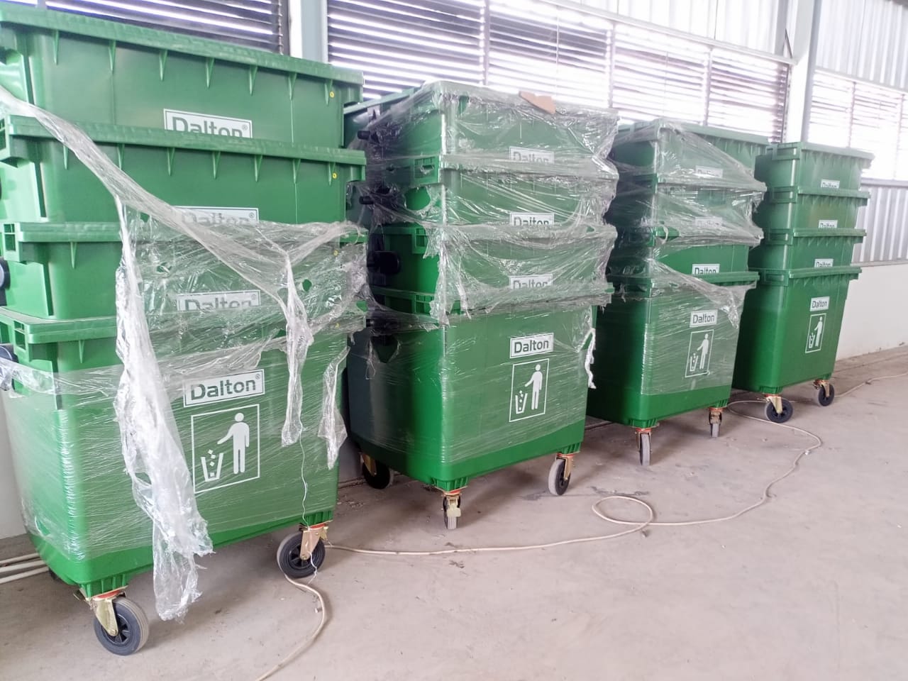 Tempat Sampah Dalton 1100 Liter Roda Tempat Sampah Dalton 1100 Liter Roda - Gambar 9